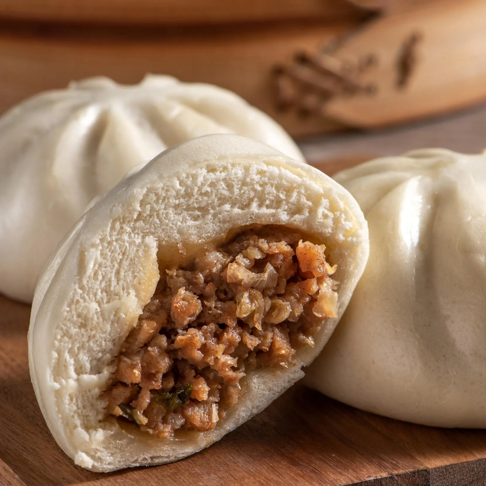 Soy protein filling used in a steamed bun application